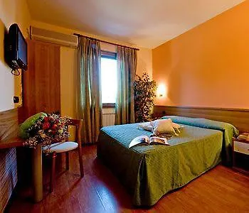Hotel Ristorante Tre Leoni Somma Lombardo