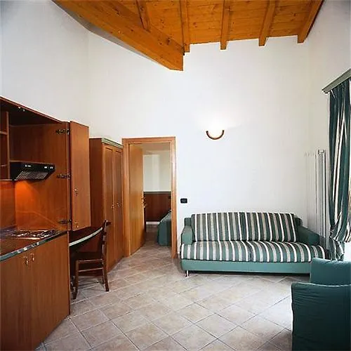 Hotel Ristorante Tre Leoni Somma Lombardo